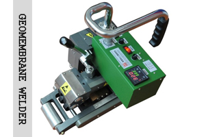 GEOMEMBRANE WELDER